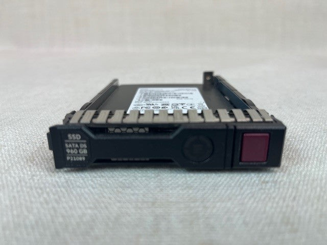 HPE P21089-001 - 960GB SATA 6G MU SFF SC SSD P19949-B21